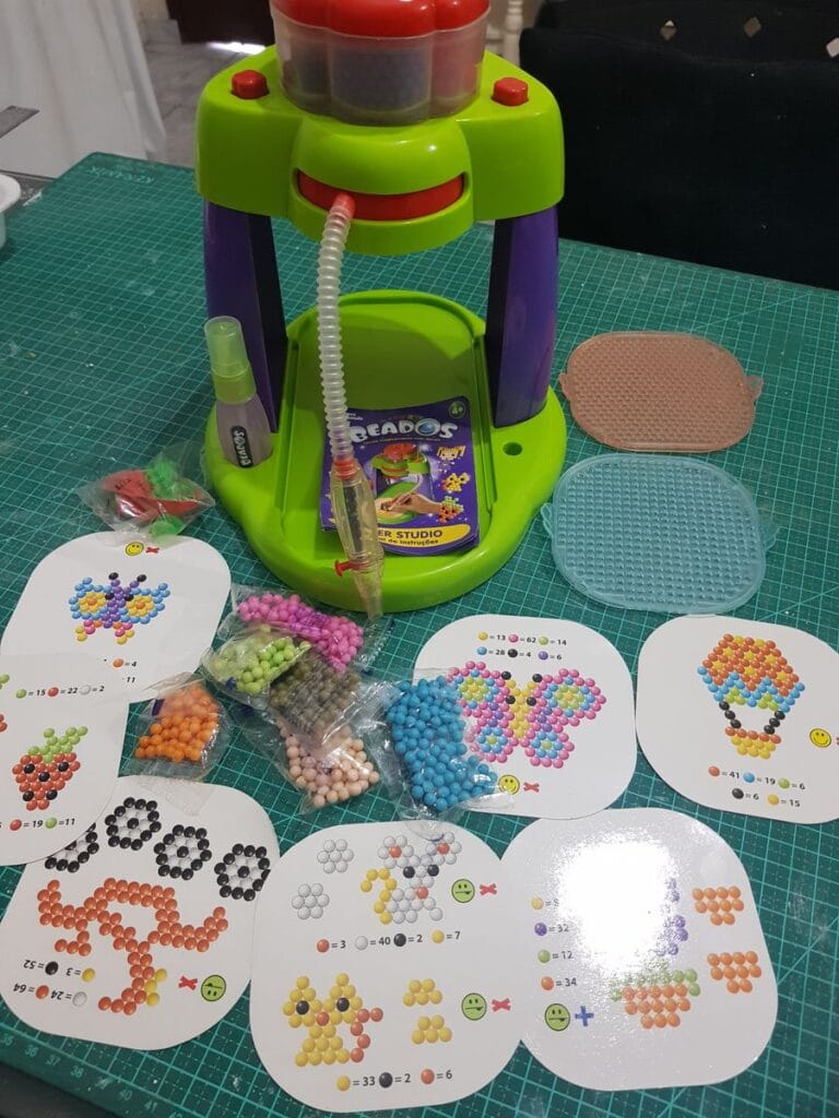 Aqua Dots / Beados Tóxicos (Bindeez) (Reprodução: Google)