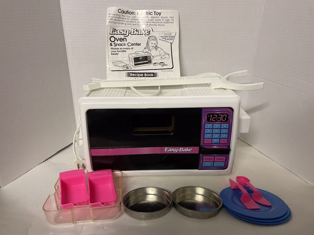 Easy-Bake Oven (Forno de Brinquedo) (Reprodução: Google)