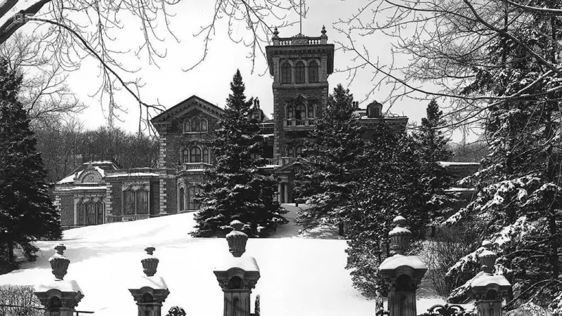 O Allan, a mansão em Montreal onde Cameron conduzia seus experimentos. (Reprodução: Google)