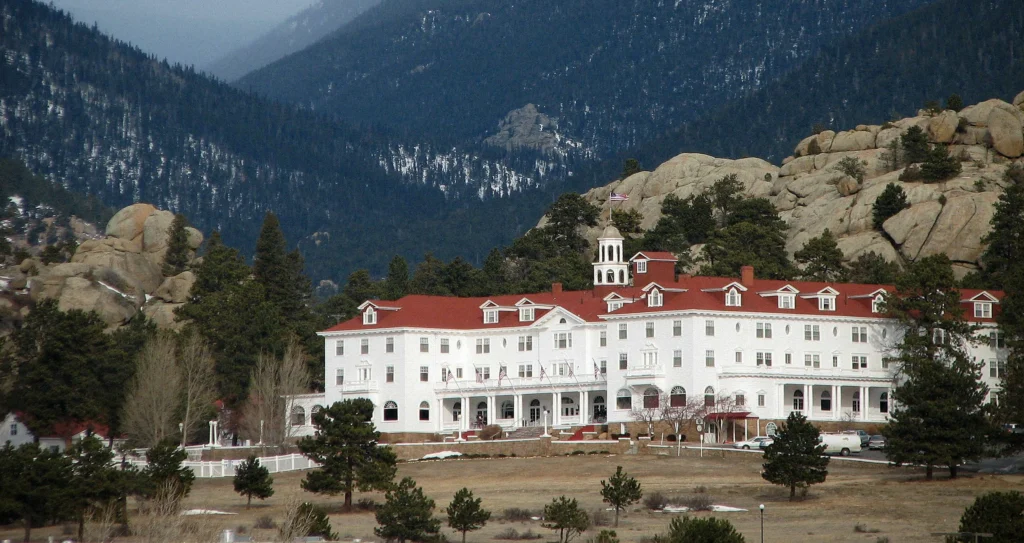 Hotel Stanley: O hotel que inspirou o filme "O Iluminado". (Reprodução: Google)