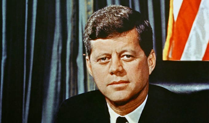 O enigma Kennedy: Conspirações secretas e a busca pela verdade. (Reprodução: Google)